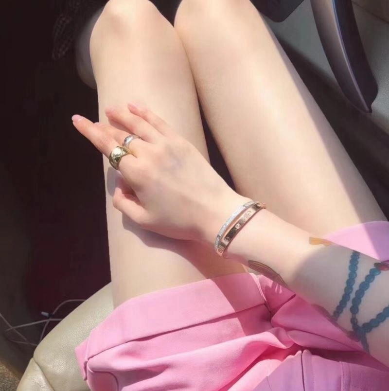Cartier Bracelets UrbanStyle 217680
