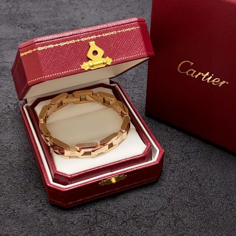 Cartier Bracelets Chic 217818