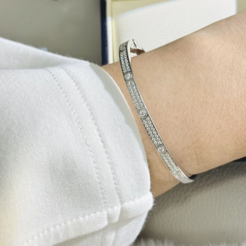 Cartier Bracelets Comfortable 217787