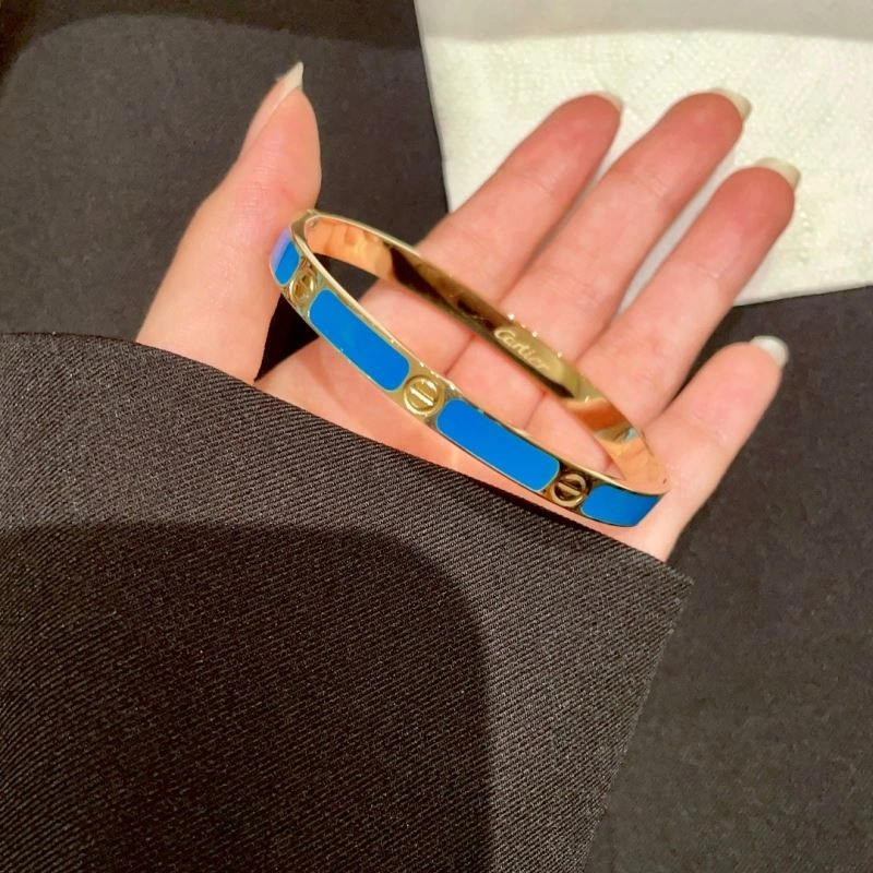 Cartier Bracelets Sophisticated 217665