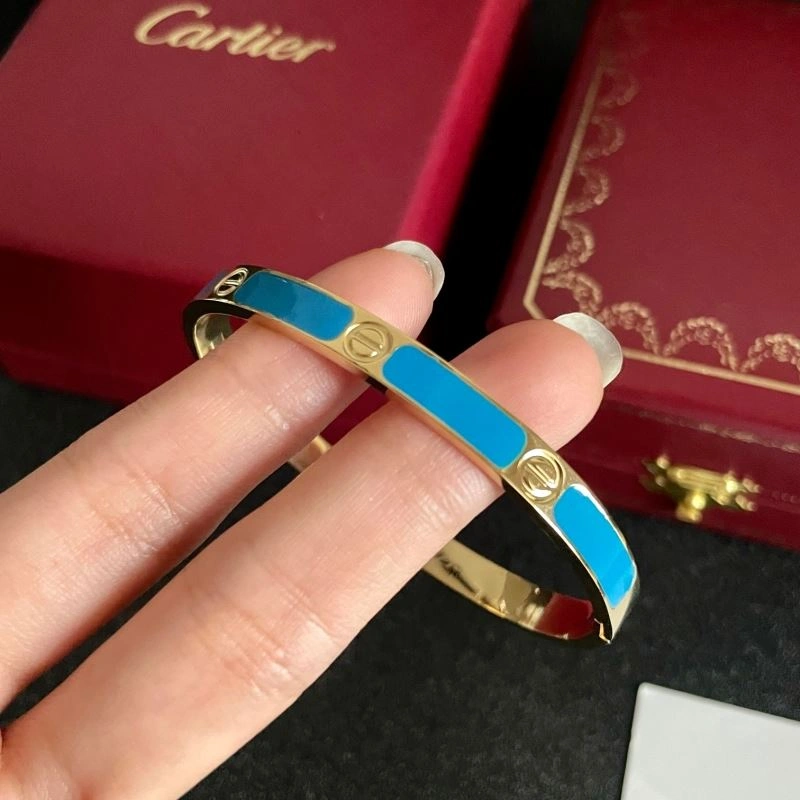 Cartier Bracelets Sophisticated 217665