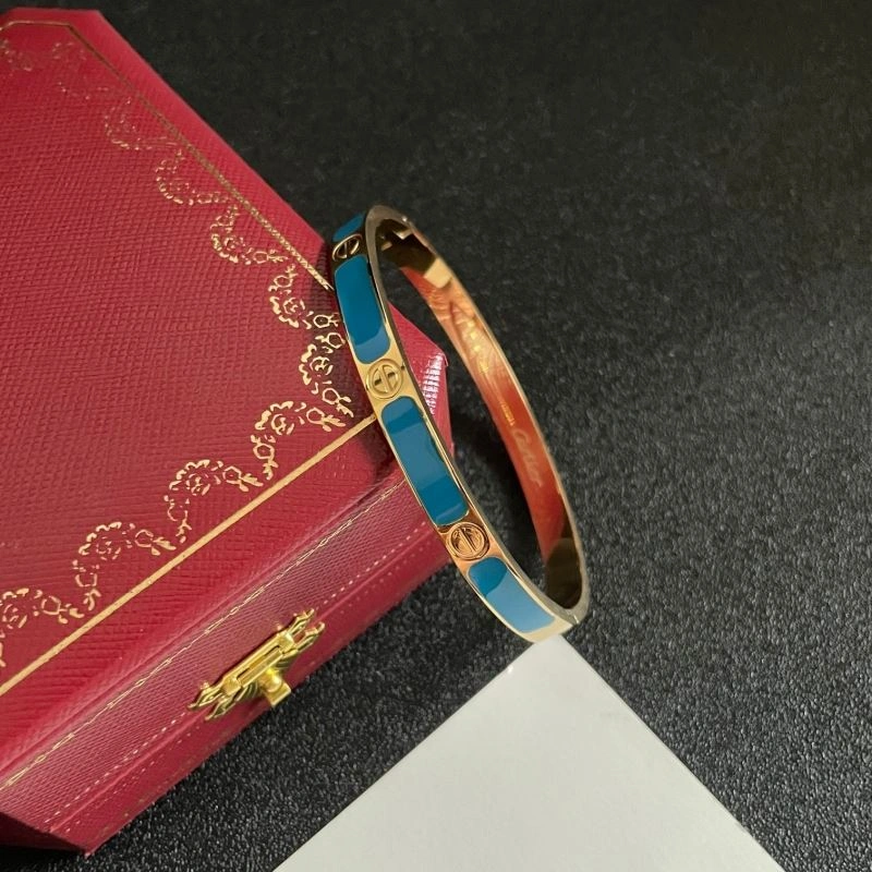 Cartier Bracelets Sophisticated 217665