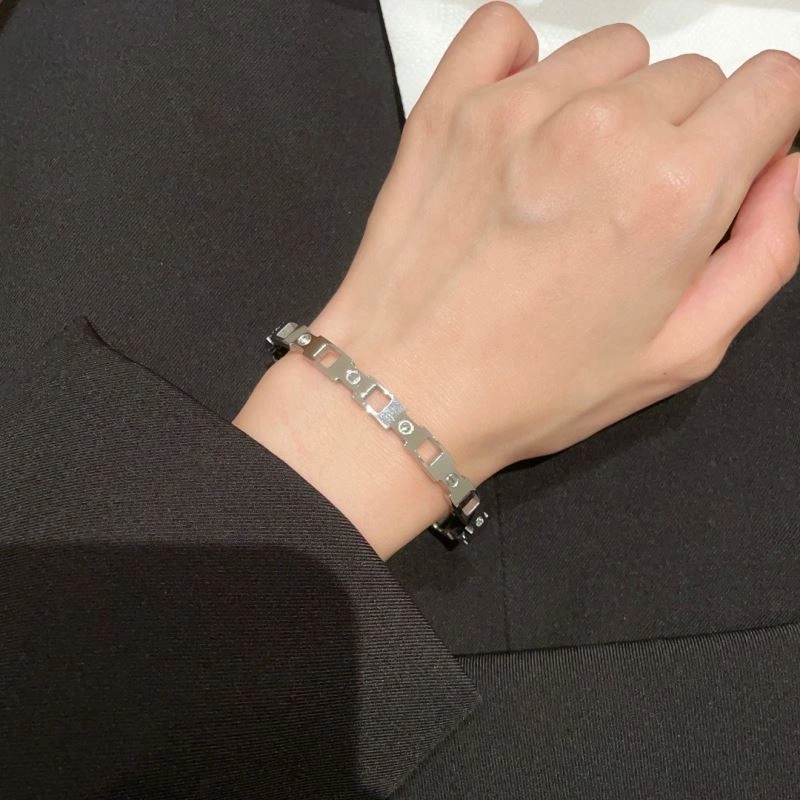 Trendsetting Cartier Bracelets 217645