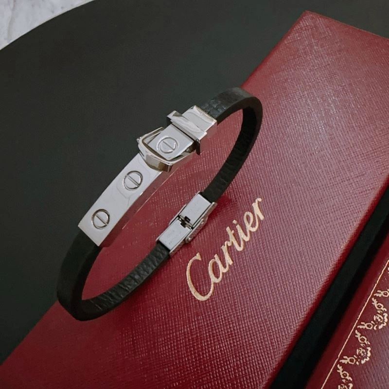 EyeCatching Cartier Bracelets 217651