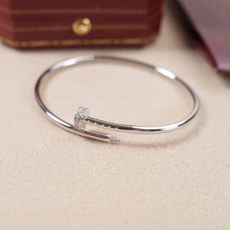Cartier Bracelets Timeless 217618