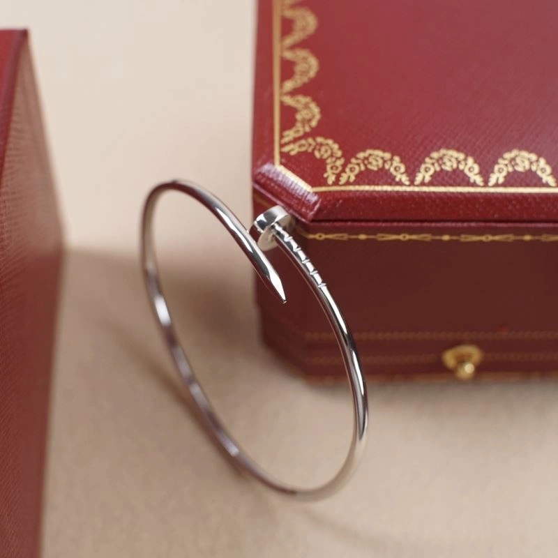 Popular Cartier Bracelets 217621