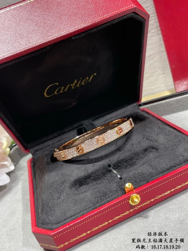 Cartier Bracelets Neat 217628