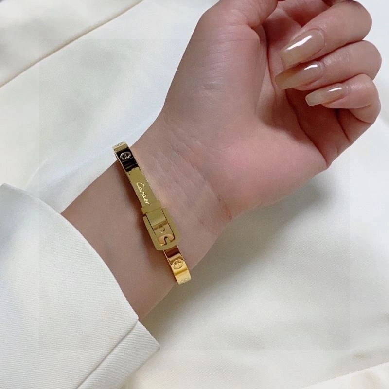 Flexible Cartier Bracelets 217595