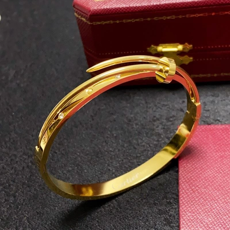 Cartier Bracelets Youthful 217577
