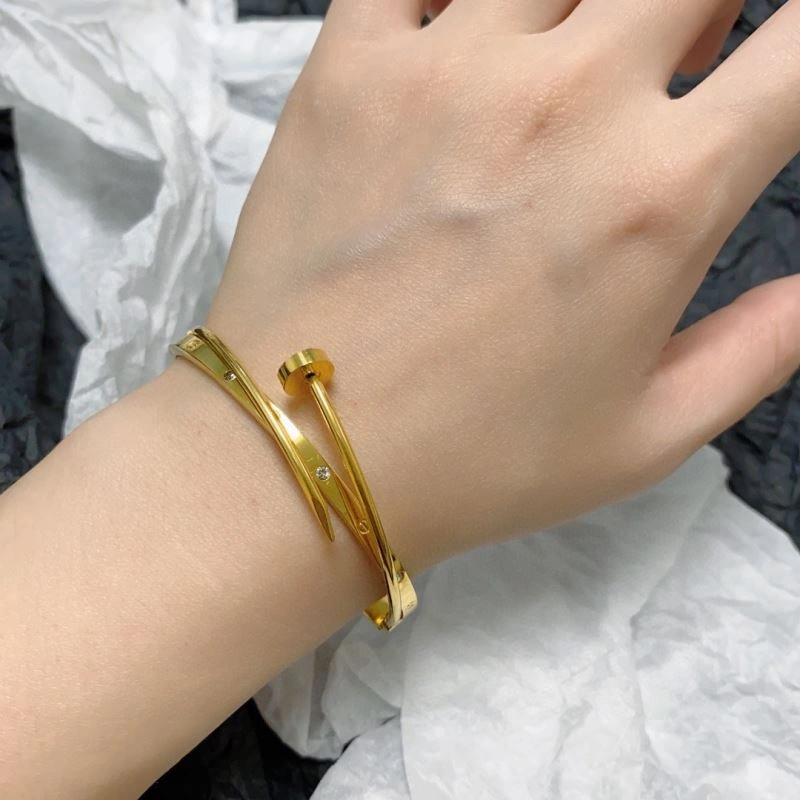 Cartier Bracelets Youthful 217577