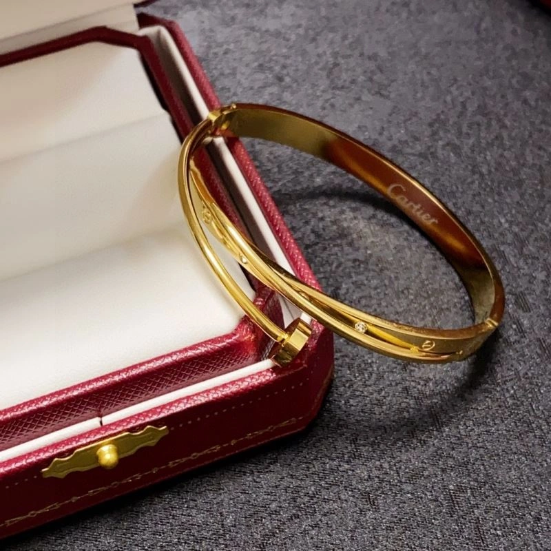 Cartier Bracelets Youthful 217577