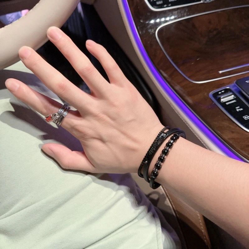 Original Cartier Bracelets 217572