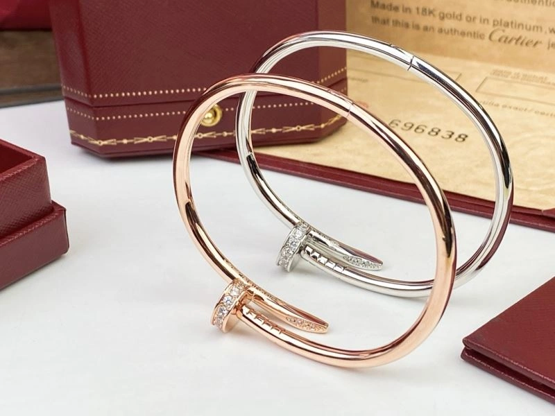 Cartier Bracelets Attractive 217566