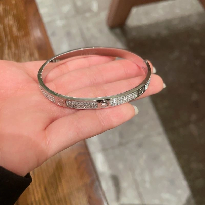 Sleek Cartier Bracelets 217518