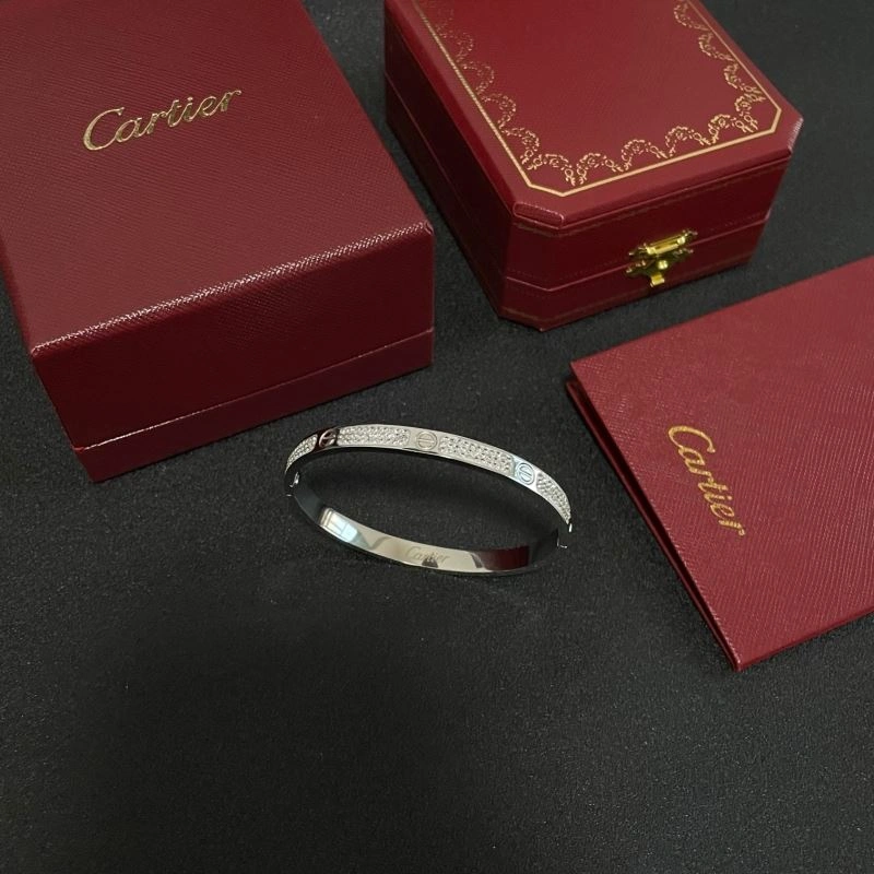 Sleek Cartier Bracelets 217518