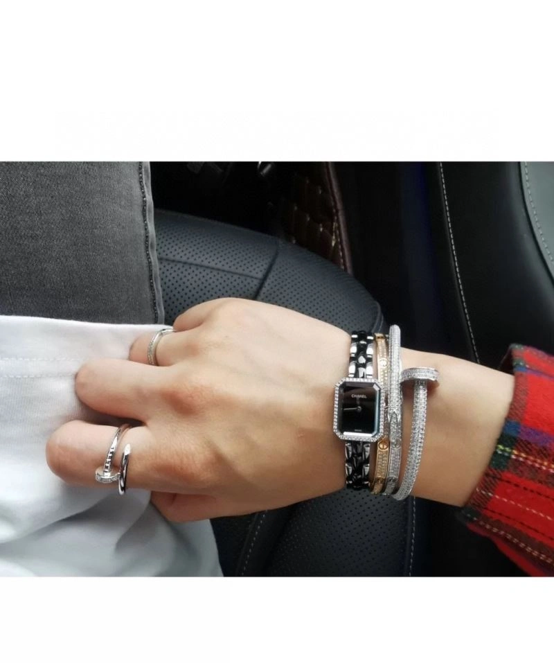 Cartier Bracelets Supportive 217512