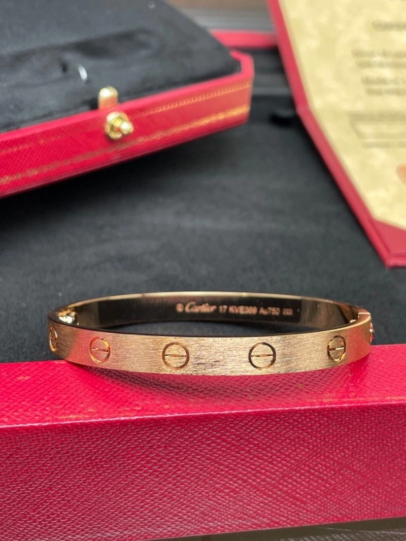 FashionForward Cartier Bracelets 216901