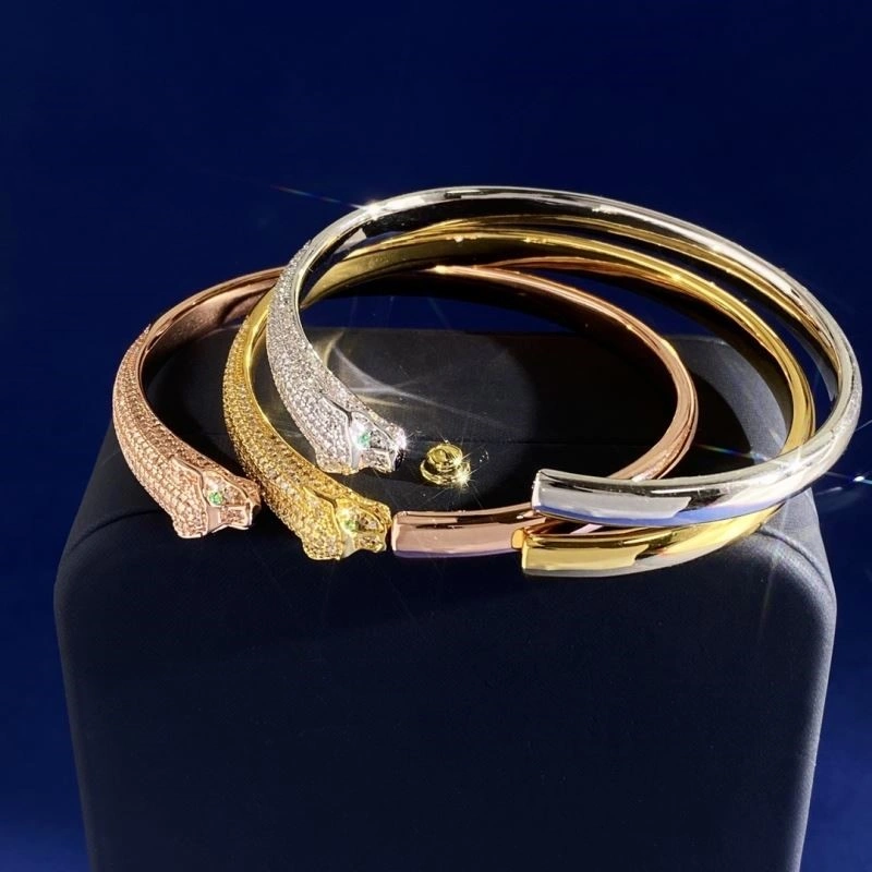 SmoothTexture Cartier Bracelets 217465