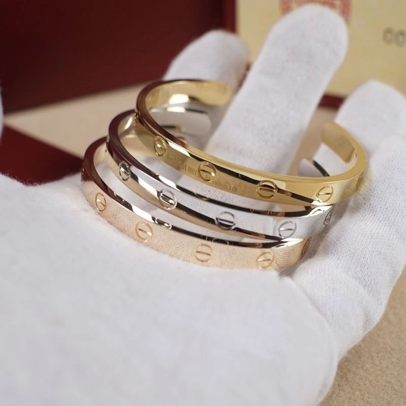 Vibrant Cartier Bracelets 217453