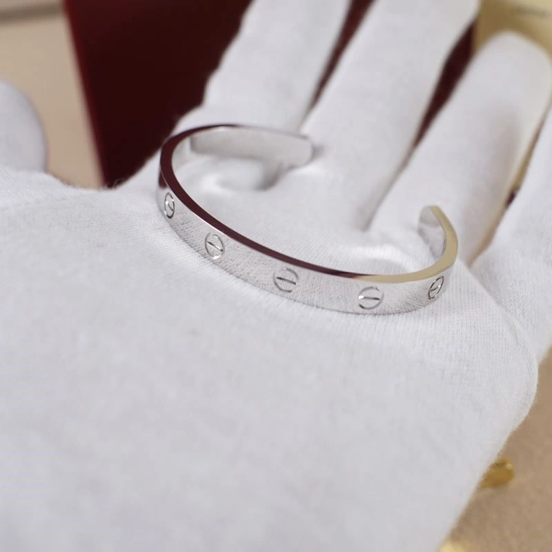 Vibrant Cartier Bracelets 217453