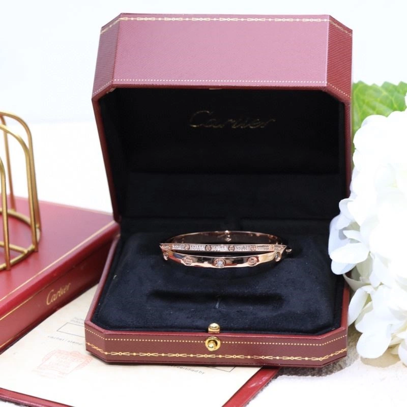 Cartier Bracelets WellDesigned 217484