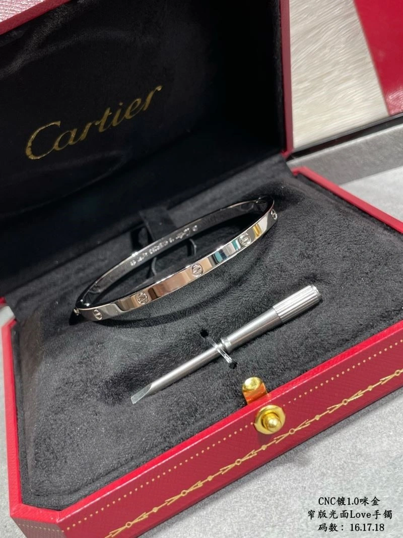 Cartier Bracelets ZipUp 217437