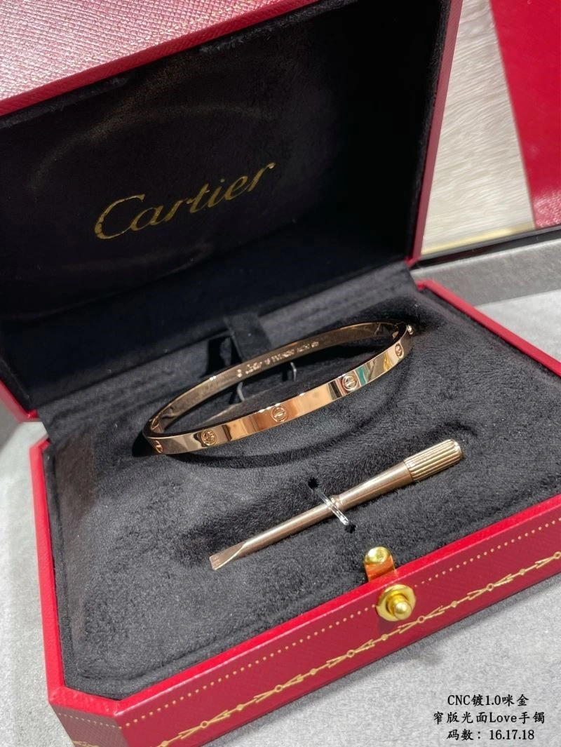 Cartier Bracelets ZipUp 217437