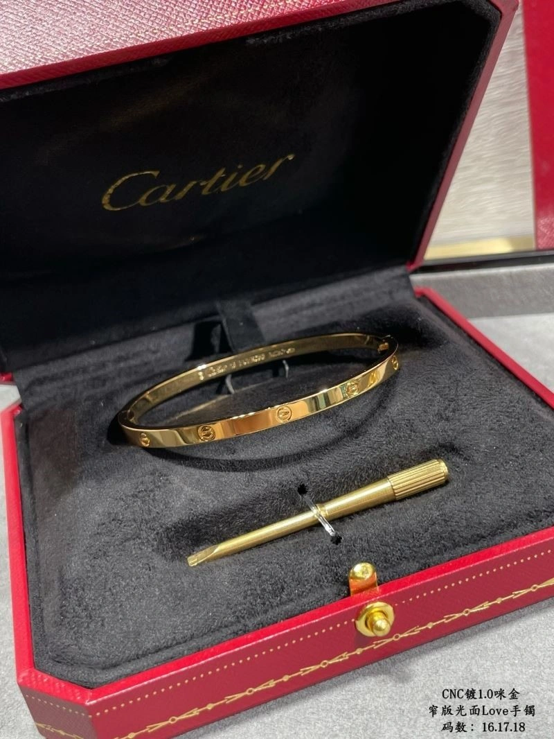 Cartier Bracelets ZipUp 217437