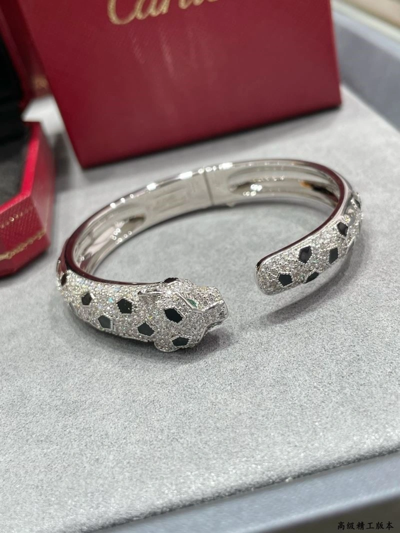 Cartier Bracelets Reliable 217372
