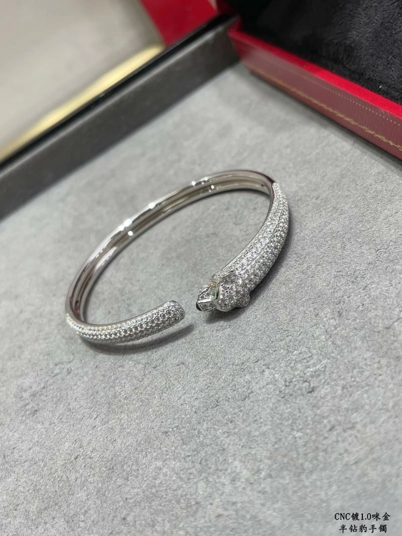 Cartier Bracelets BestValue 217369