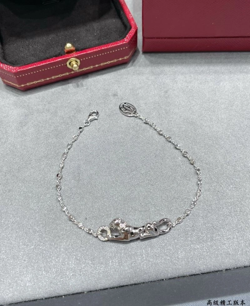Trendsetting Cartier Bracelets 217354