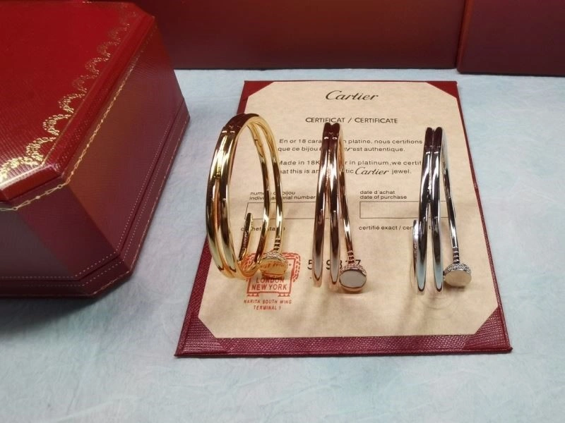 Stylish Cartier Bracelets 217347