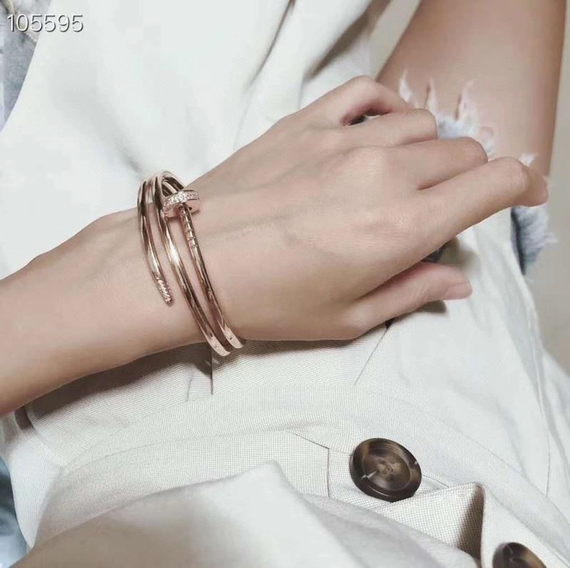 Stylish Cartier Bracelets 217347