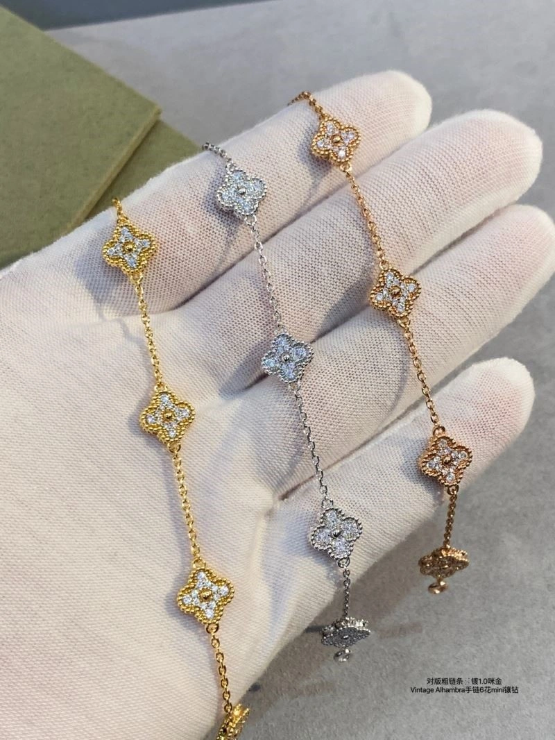 WeatherProof Cartier Bracelets 217196