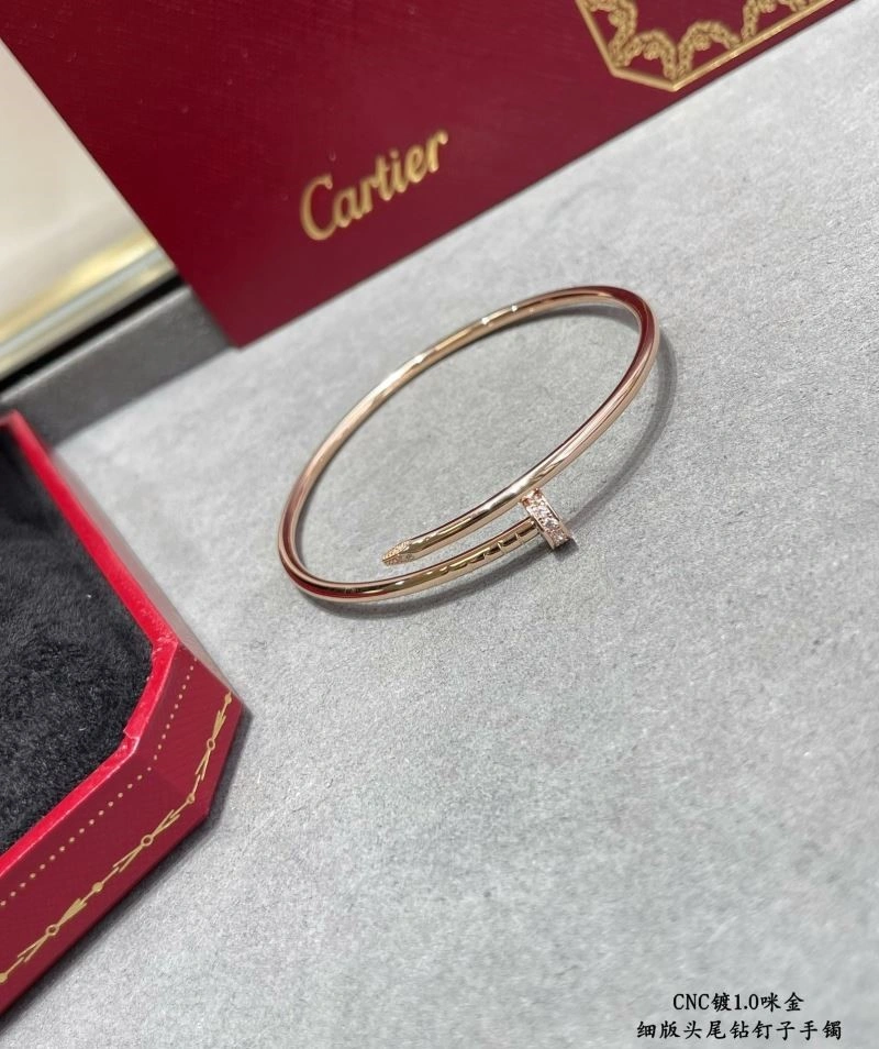 Cartier Bracelets Minimalist 217190