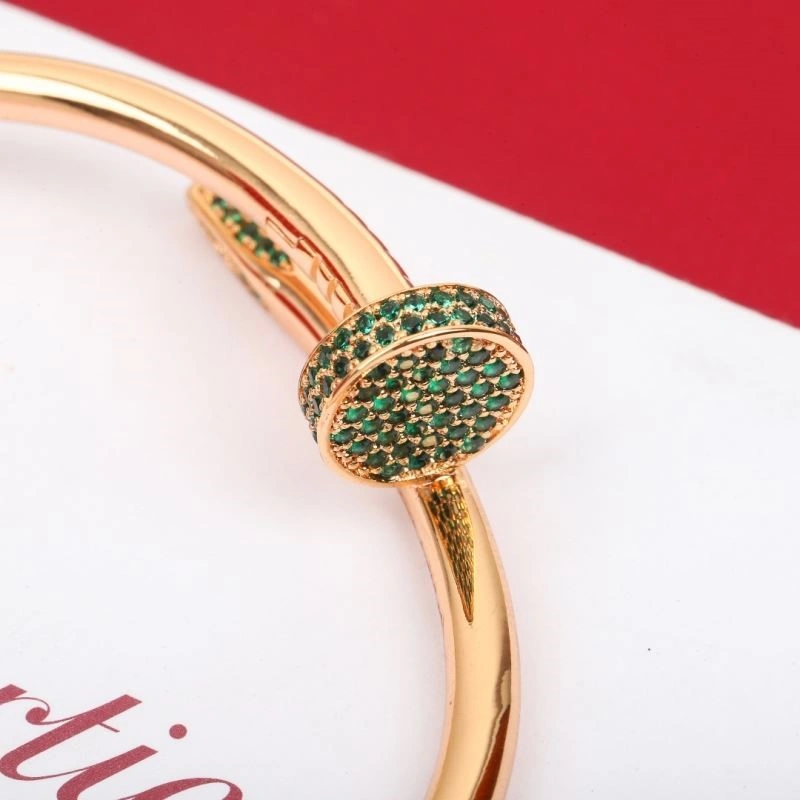 Sleek Cartier Bracelets 217208