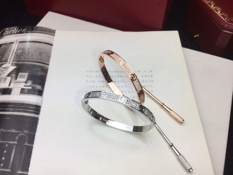 Durable Cartier Bracelets 217132