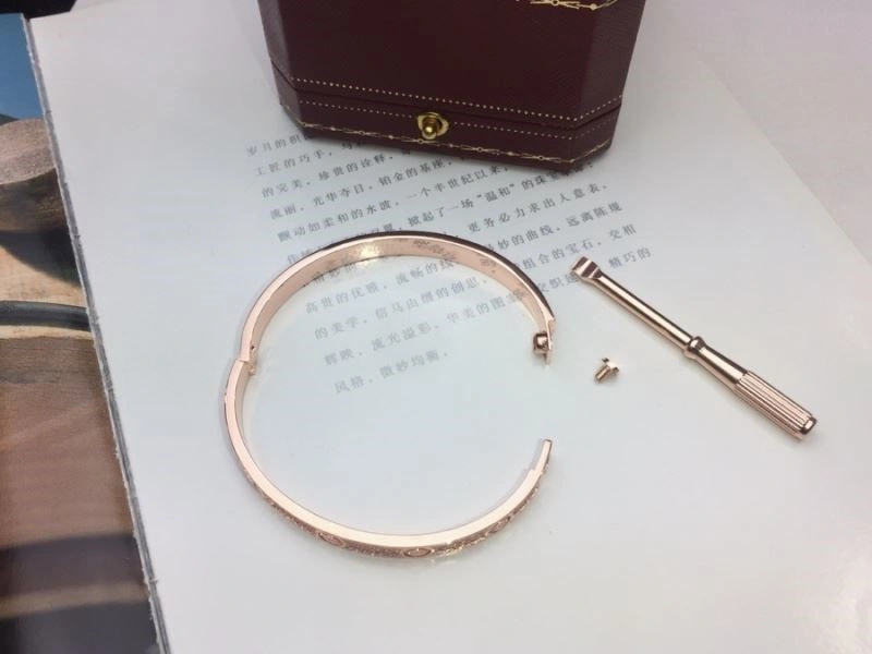 Durable Cartier Bracelets 217132