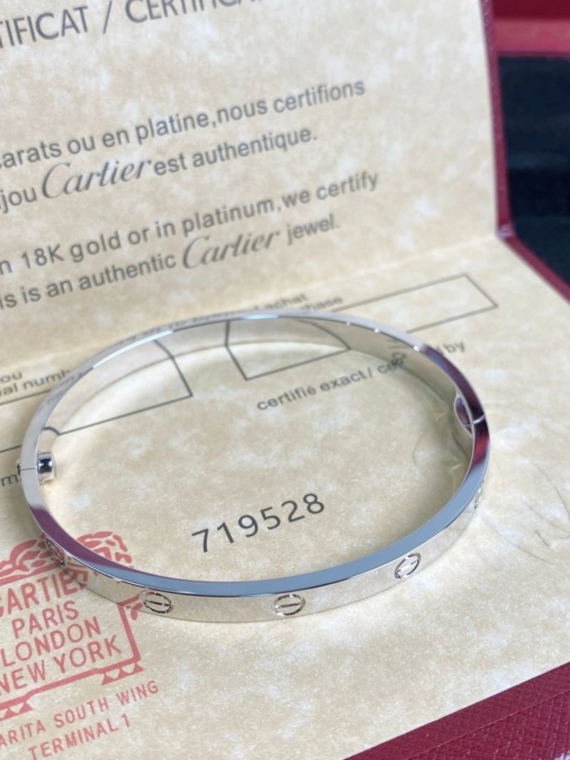 Bold Cartier Bracelets 217124