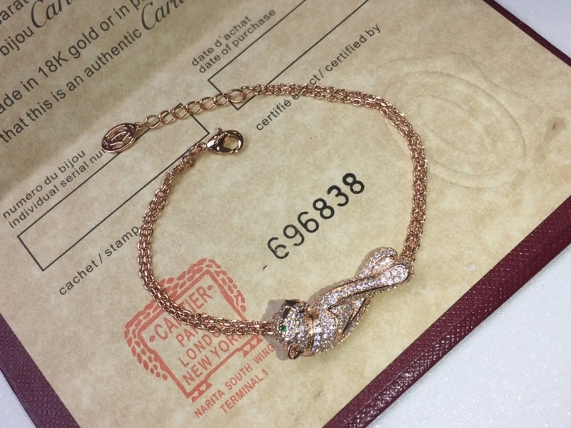 Cartier Bracelets Stylish 217114