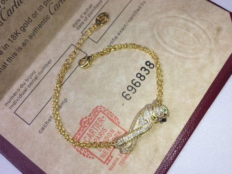 Cartier Bracelets Stylish 217114