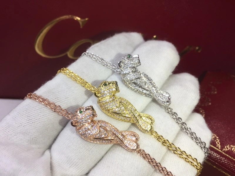 Cartier Bracelets Stylish 217114