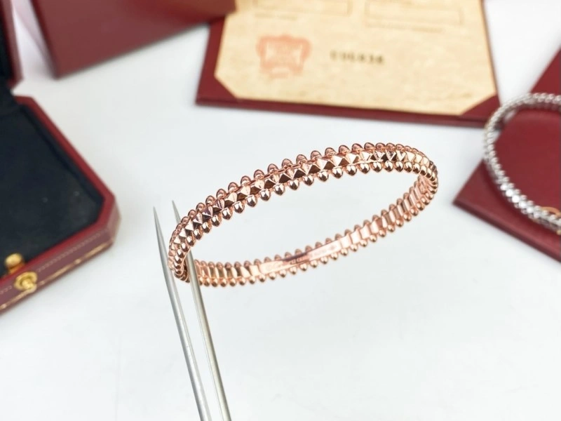 Neat Cartier Bracelets 217026