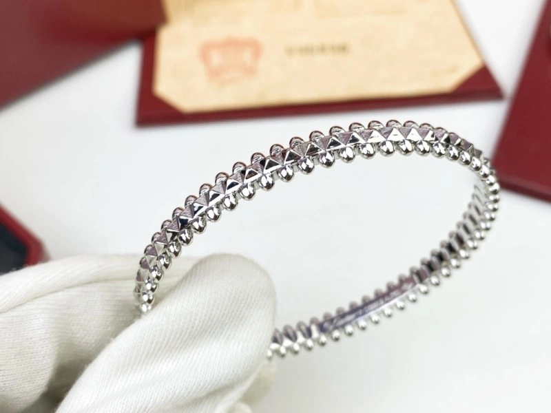 Neat Cartier Bracelets 217026