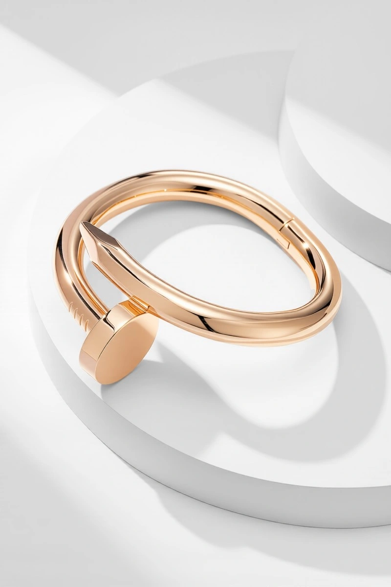 Stylish Cartier Bracelets 217031