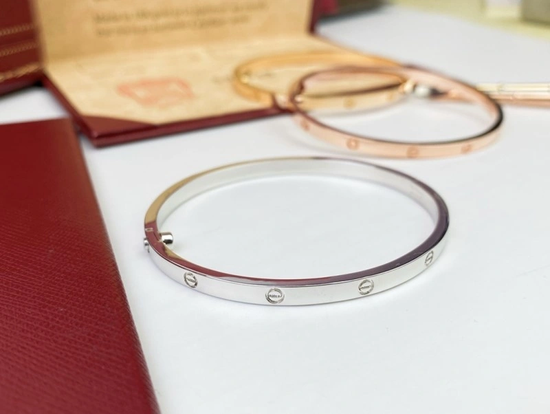 Cartier Bracelets Breathable 217001