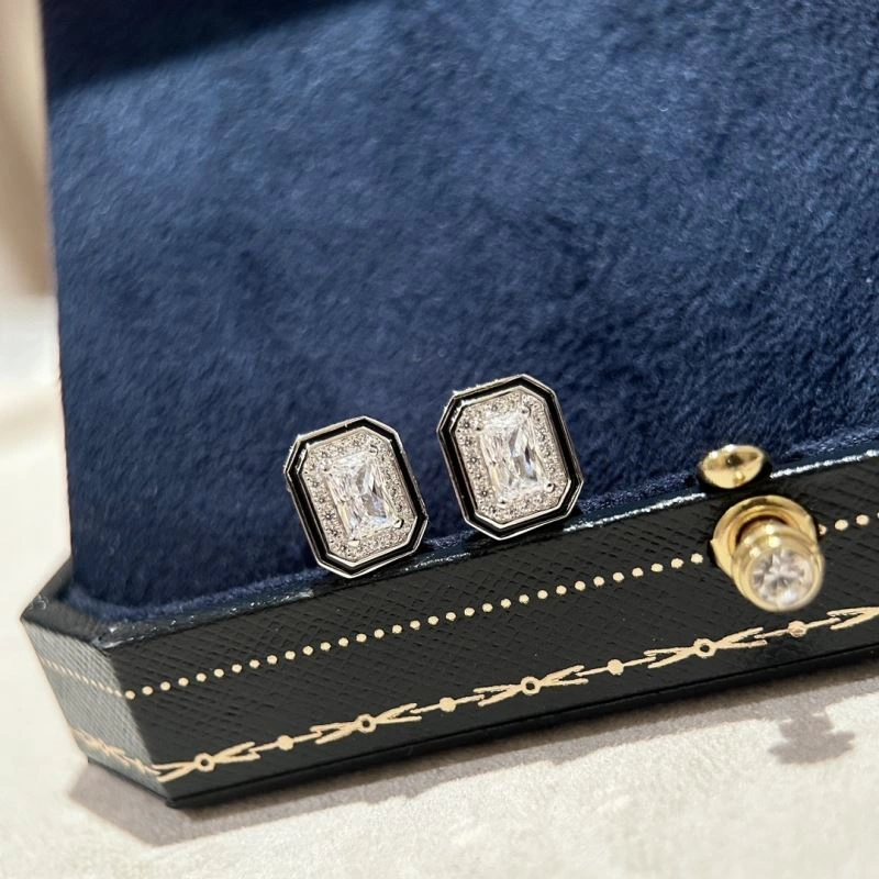 Resilient Cartier Earrings 217733
