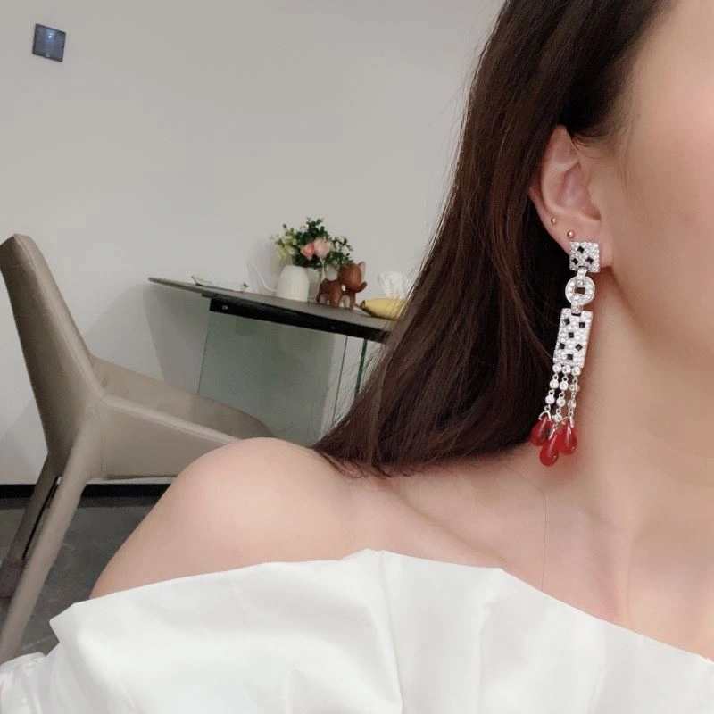 Cartier Earrings Lightweight 217801