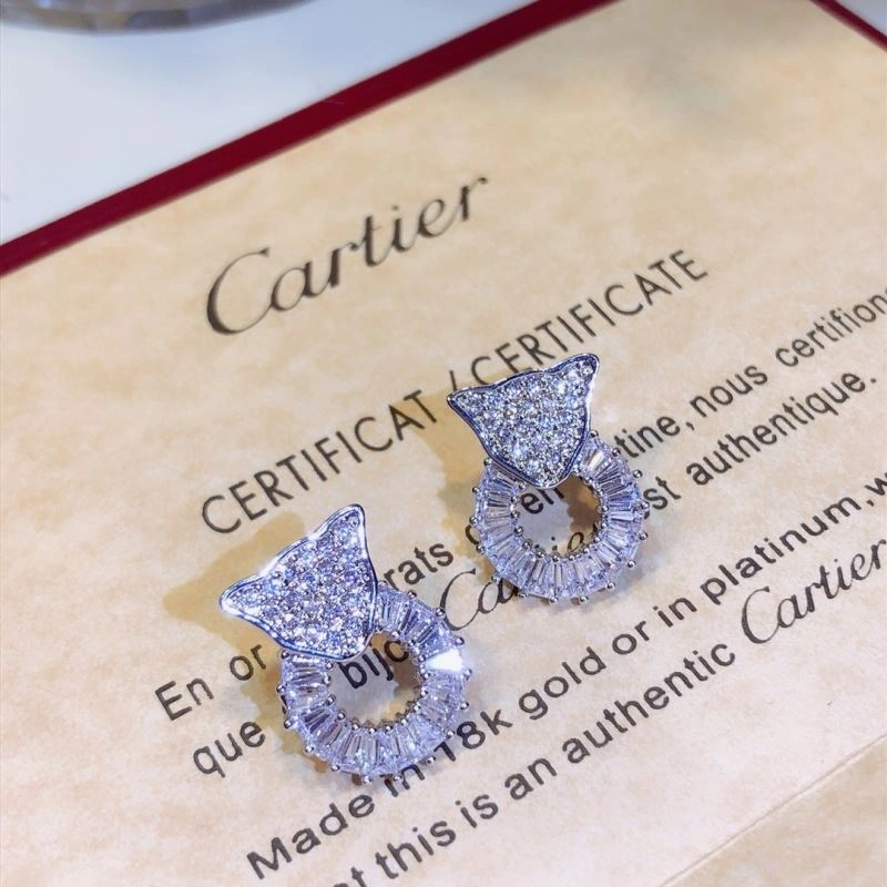 Stylish Cartier Earrings 217610