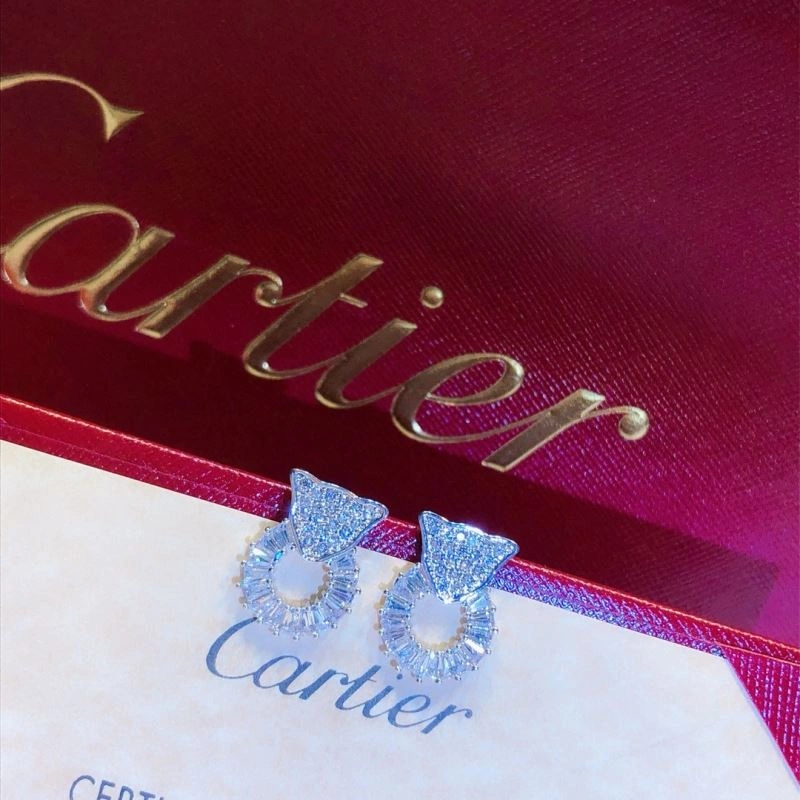 Stylish Cartier Earrings 217610